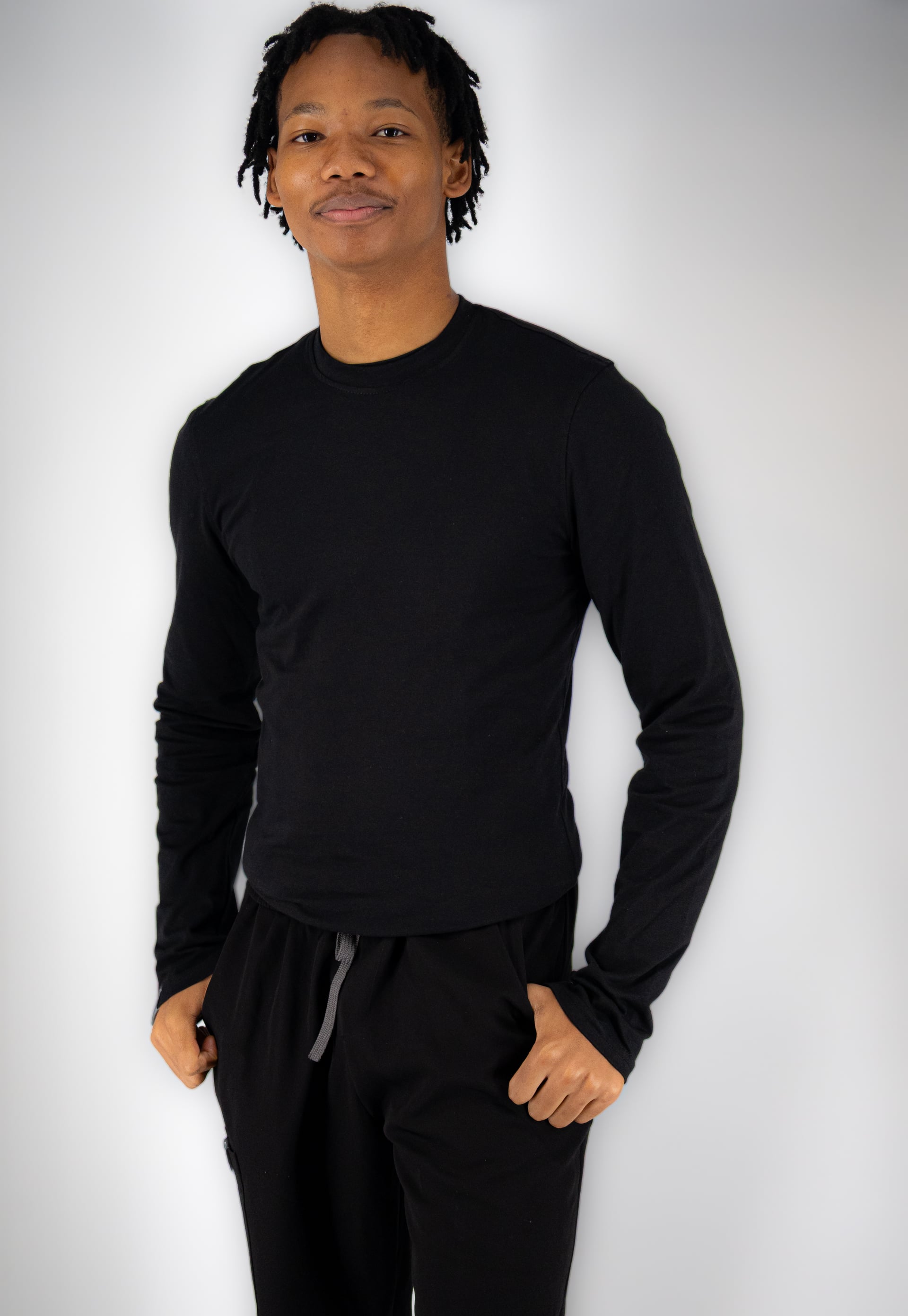 Long-Sleeve Underscrub — Men's - Scrubs - R229 - In Stock | WiZmed Medical Equipment South Africa - Medical scrubs for healthcare professionals Long-Sleeve Underscrub — Men's - Scrubs - R229 - In Stock | WiZmed Medical Equipment South Africa - Medical scrubs for healthcare professionals